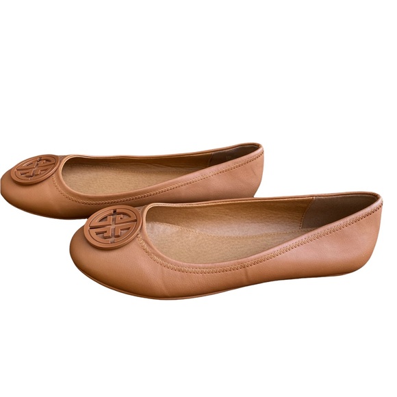 Pierre Dumas Tara-4 Flats Size 8.5 - Picture 1 of 2
